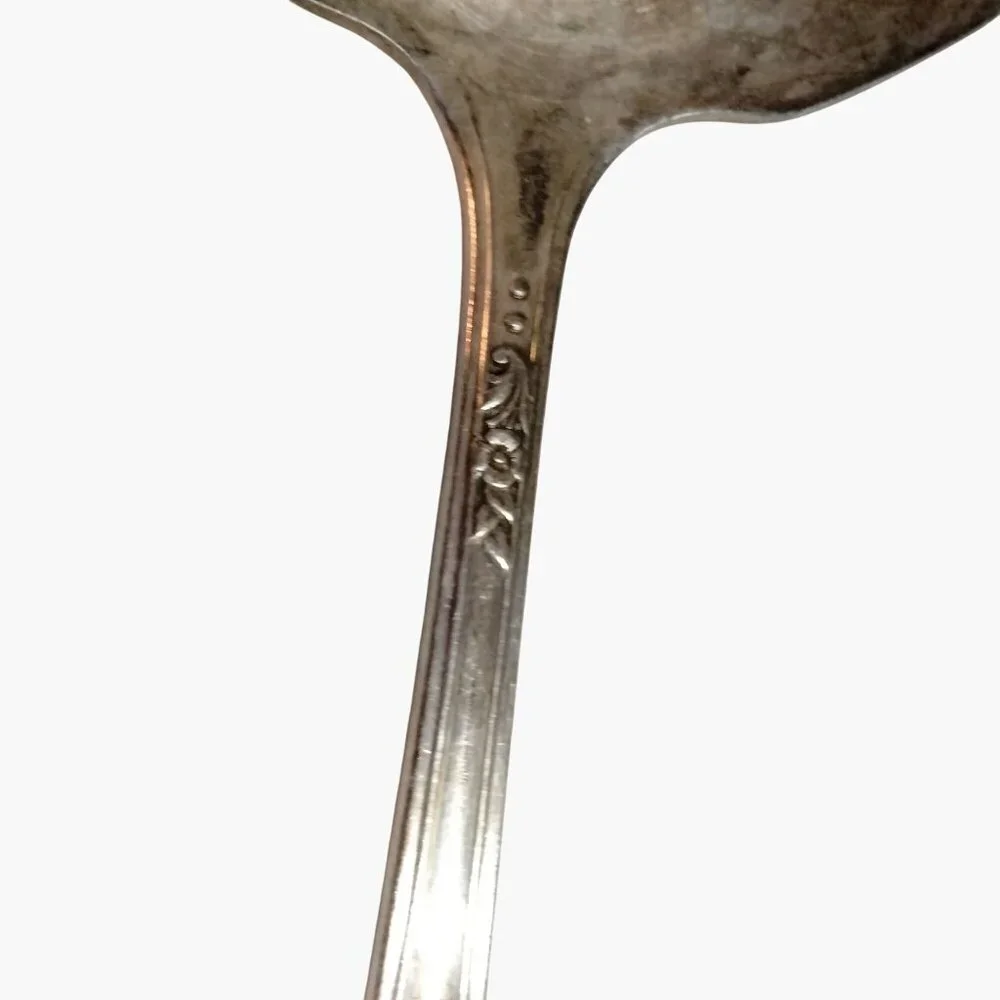 Tudor Plate Oneida Community Gravy Ladle Silver Plated Floral Pattern